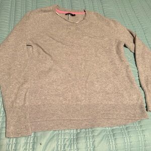 Apt. 9 Women's Light Gray Crew Neck Cashmere Sweater